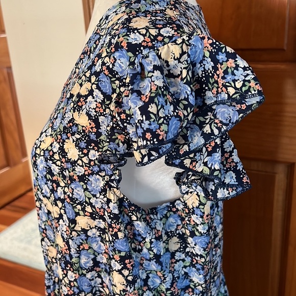 Floral Maxi Dress - Picture 3 of 4